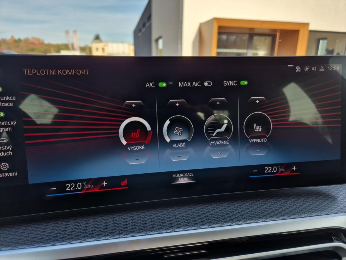 BMW Řada 3 2,0 318d G20 M--Sport BMW Řada 3 2,0 318d G20 M--Sport