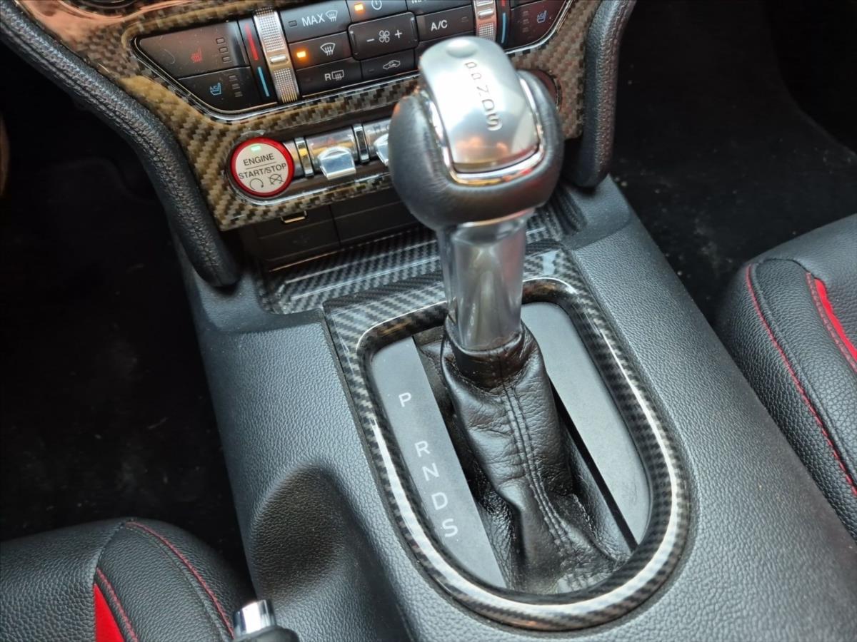 Ford Mustang 5,0 GT V8 324 kW Ford Mustang 5,0 GT V8 324 kW