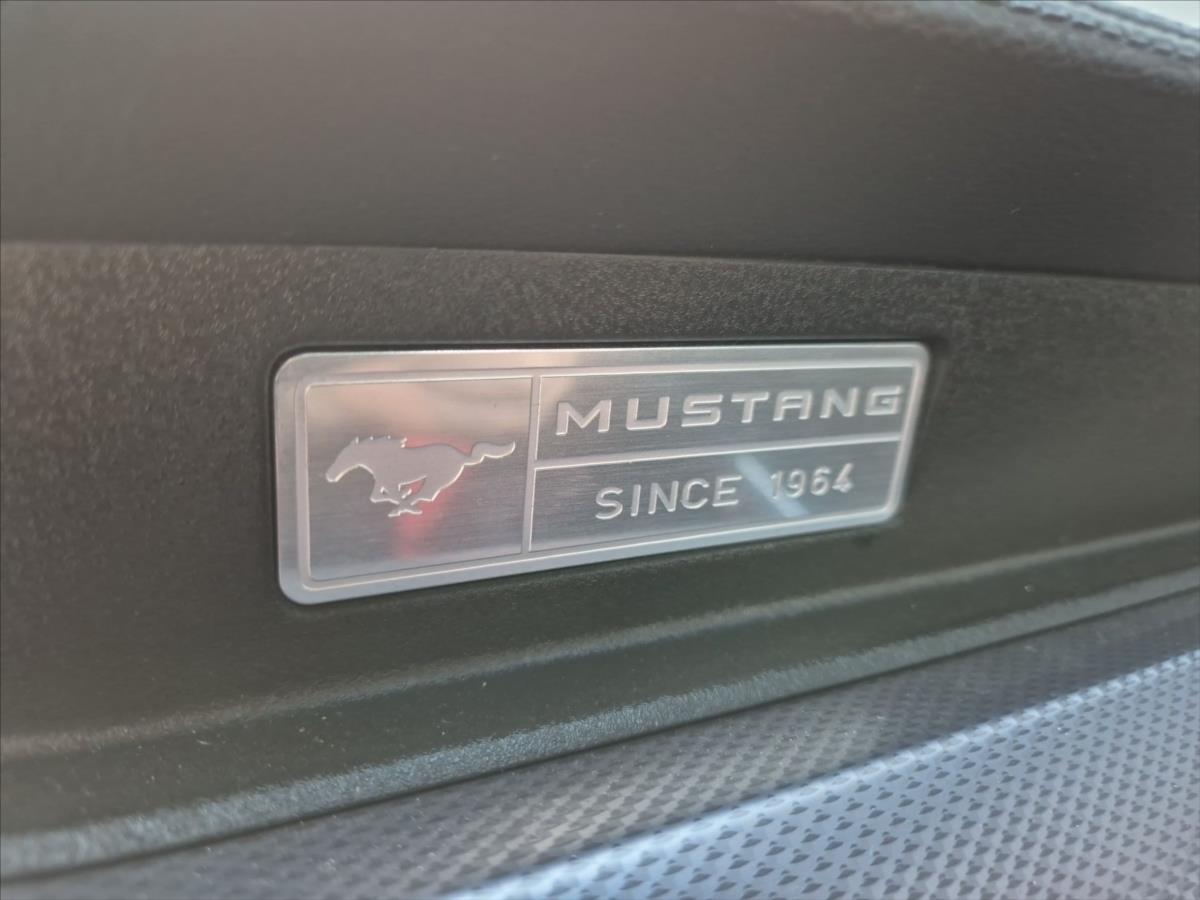 Ford Mustang 5,0 GT V8 324 kW Ford Mustang 5,0 GT V8 324 kW