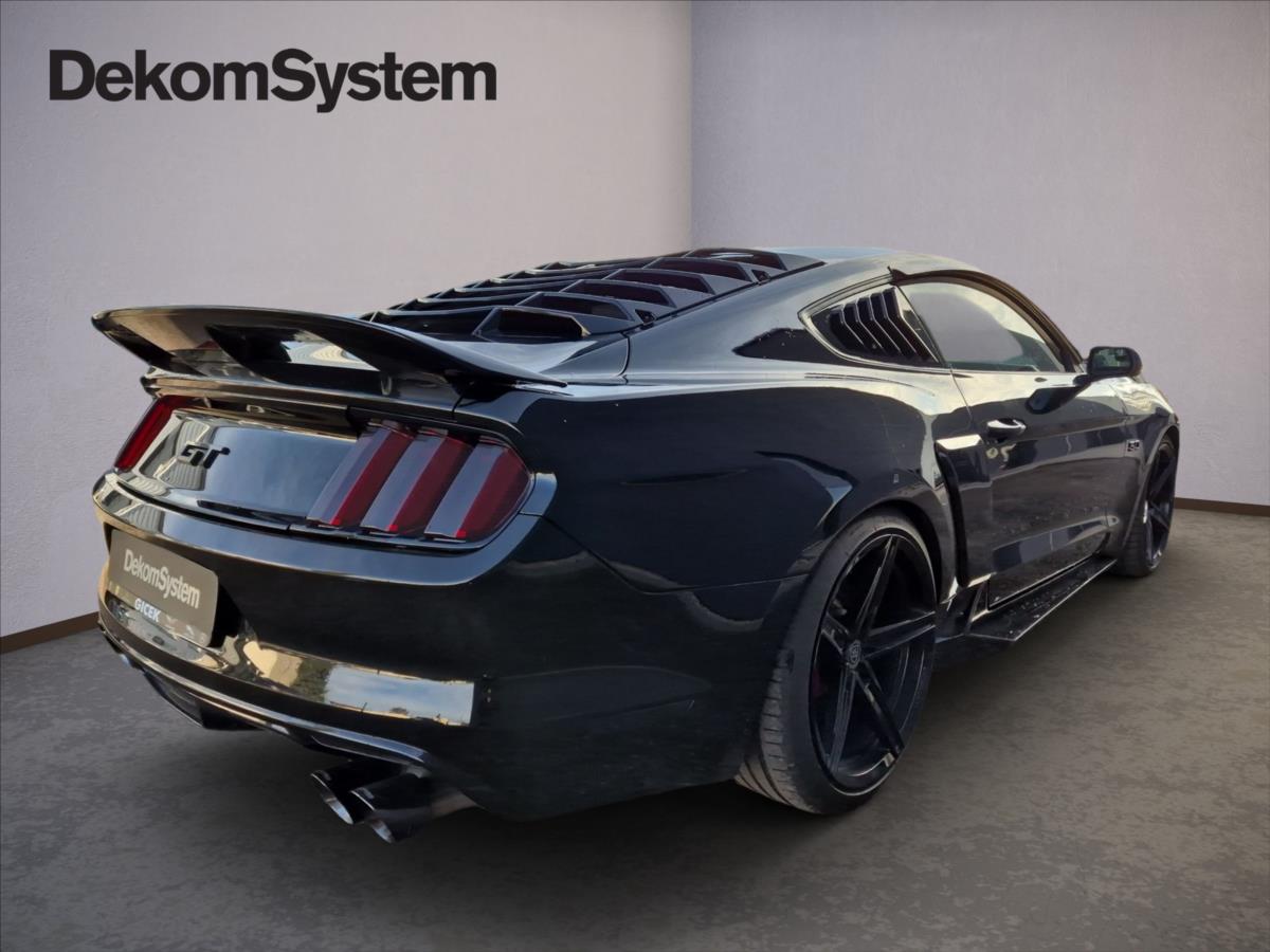 Ford Mustang 5,0 GT V8 324 kW Ford Mustang 5,0 GT V8 324 kW