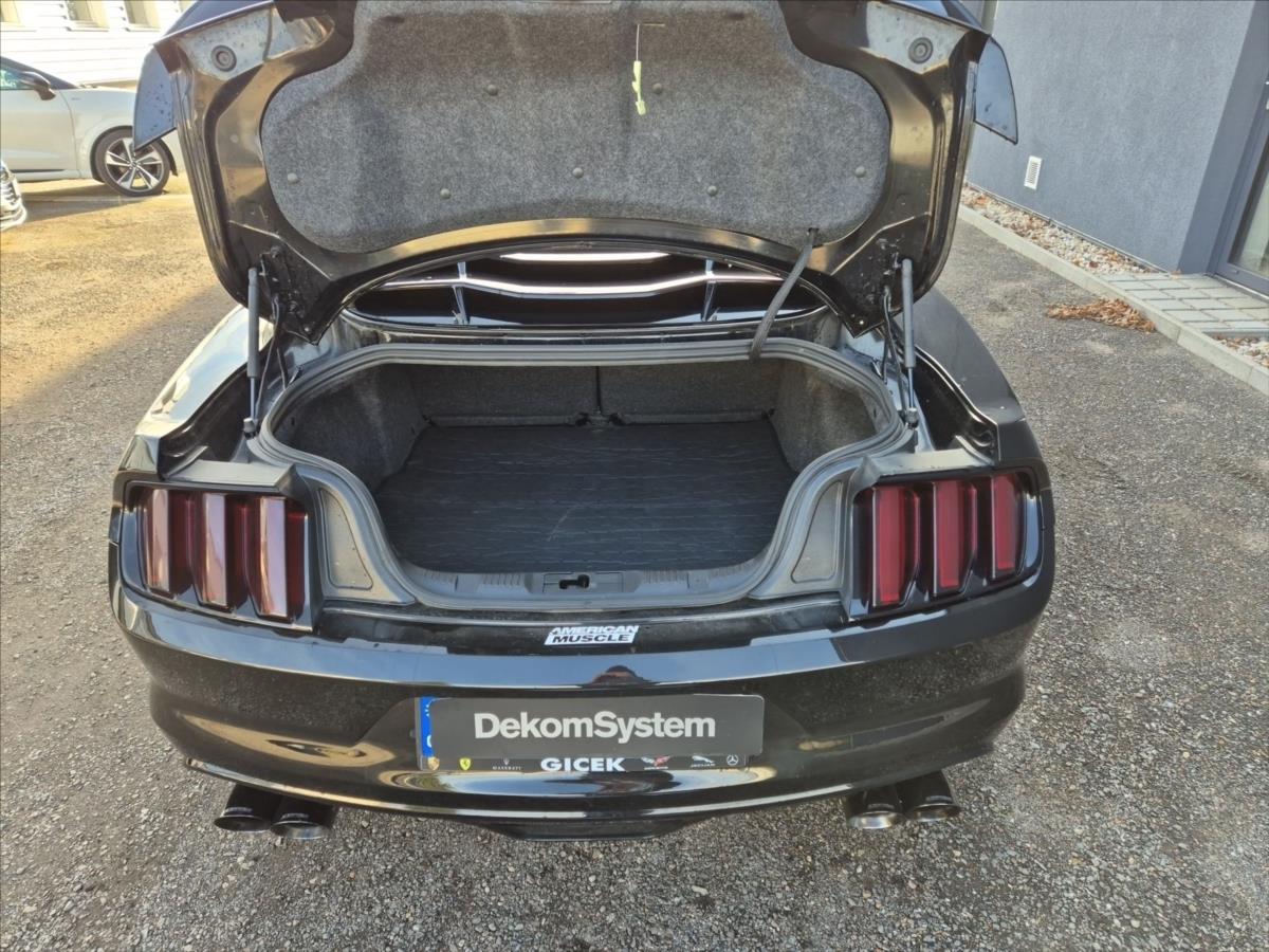 Ford Mustang 5,0 GT V8 324 kW Ford Mustang 5,0 GT V8 324 kW