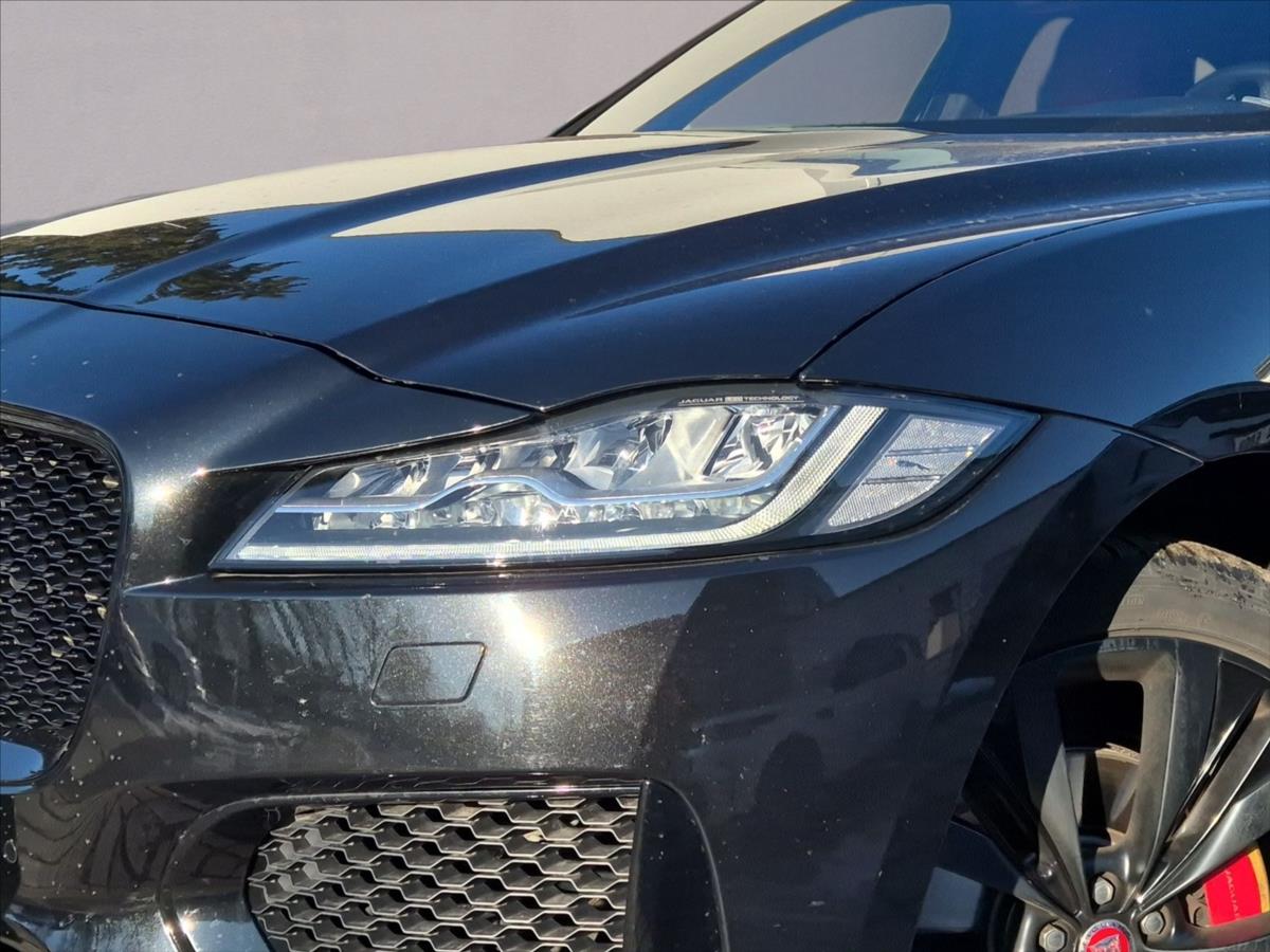 Jaguar F-Pace 3,0 Jaguar F-Pace 3,0