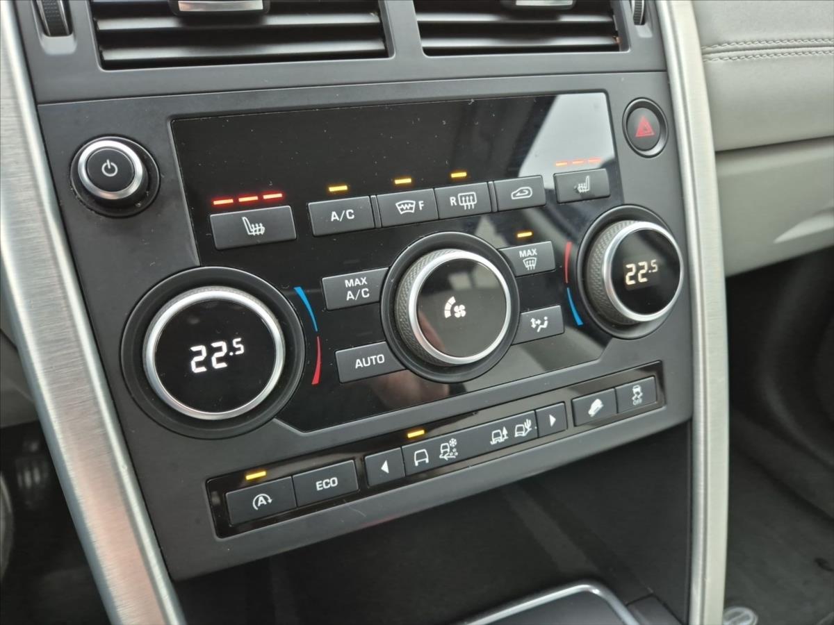 Land Rover Discovery Sport 2,0 TD4 SE PANORAMA Land Rover Discovery Sport 2,0 TD4 SE PANORAMA