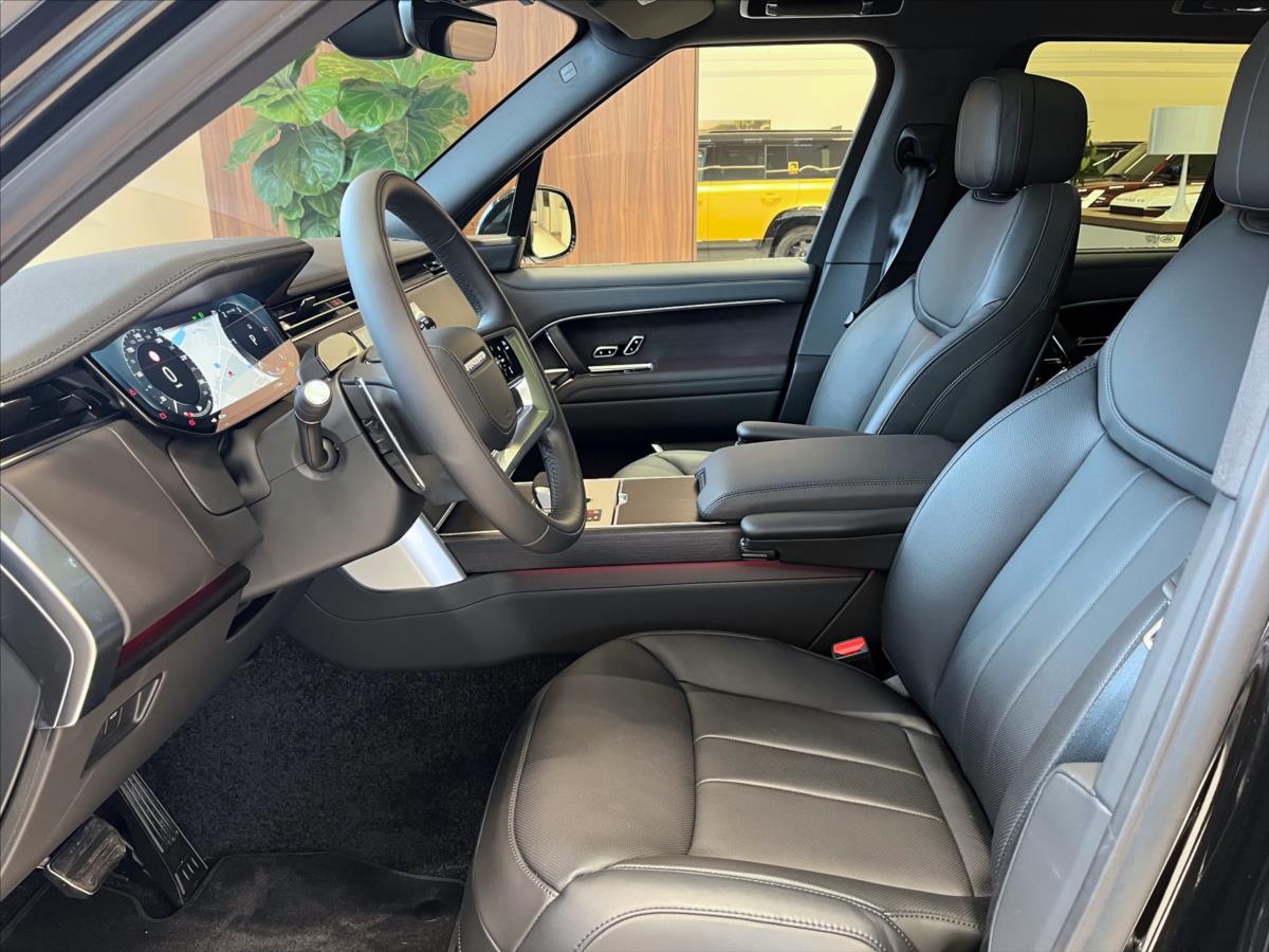 Land Rover Range Rover 3,0 SWB HSE D300 AWD Land Rover Range Rover 3,0 SWB HSE D300 AWD