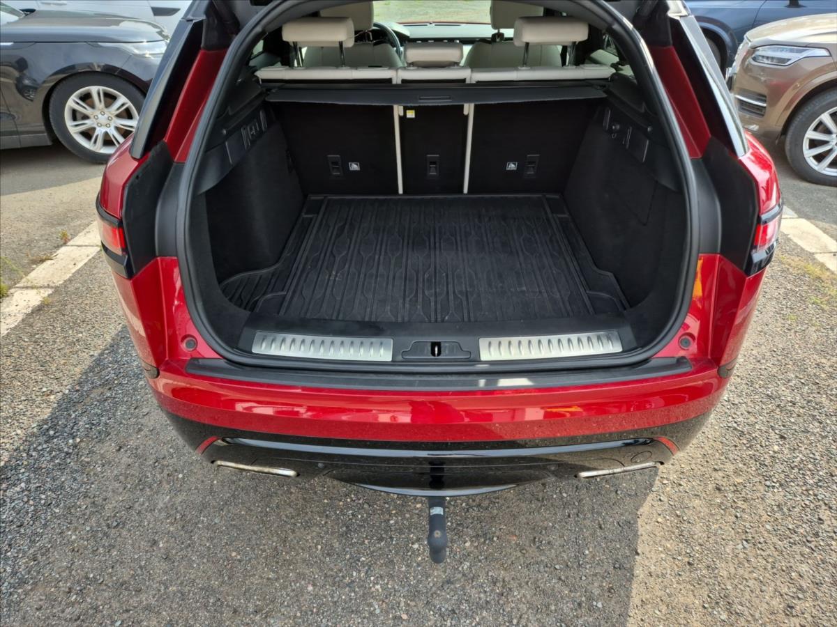 Land Rover Range Rover Velar 3,0 D300 R-Dynamic SE Land Rover Range Rover Velar 3,0 D300 R-Dynamic SE
