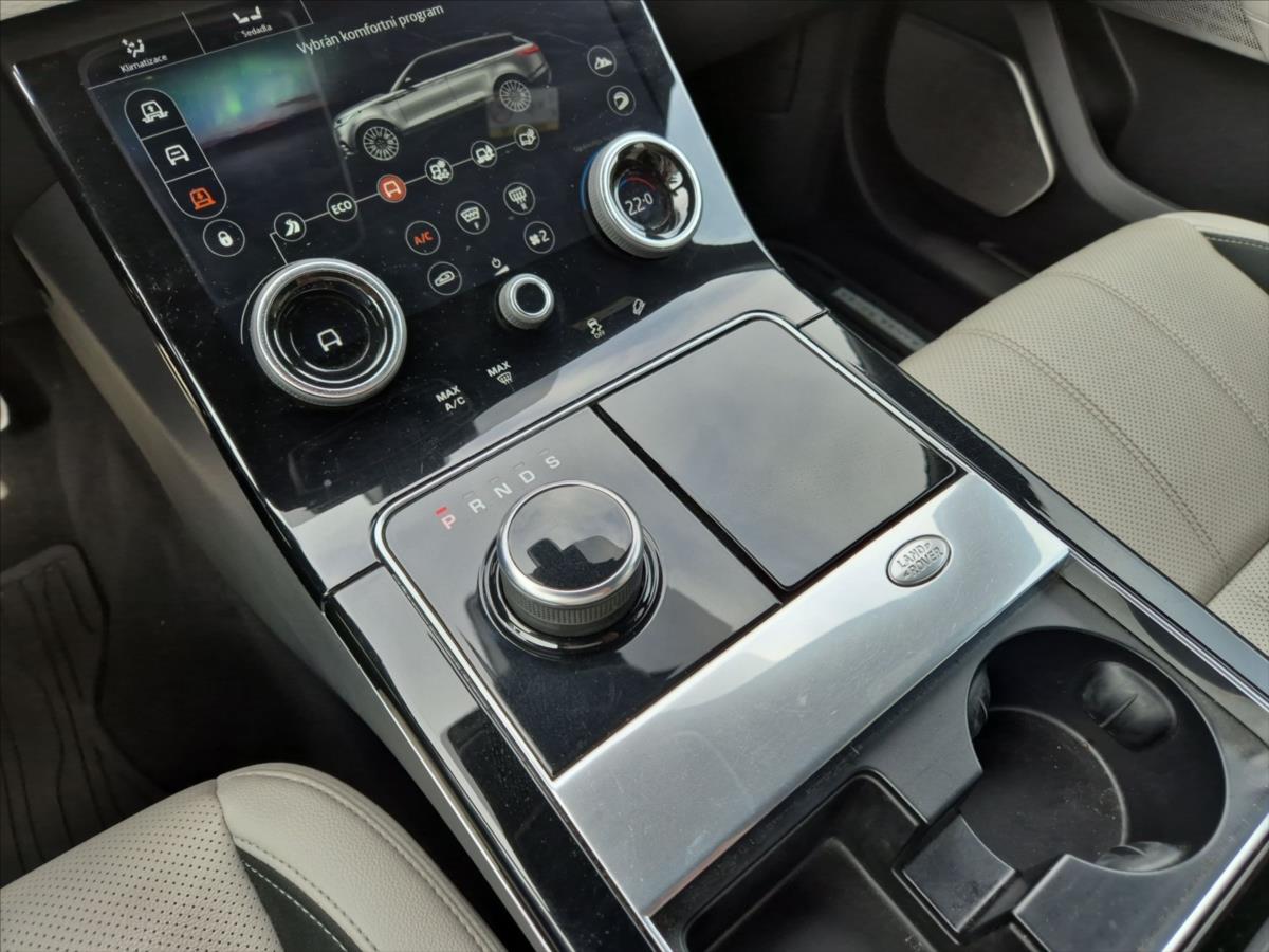 Land Rover Range Rover Velar 3,0 D300 R-Dynamic SE Land Rover Range Rover Velar 3,0 D300 R-Dynamic SE