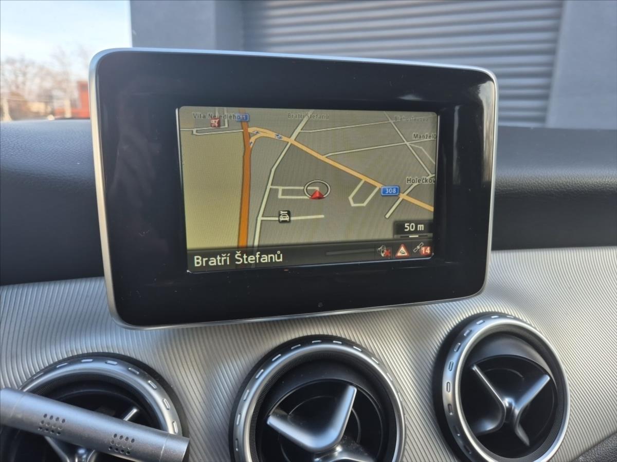 Mercedes-Benz GLA 2,1 220 CDI 4MATIC AUTOMAT Mercedes-Benz GLA 2,1 220 CDI 4MATIC AUTOMAT