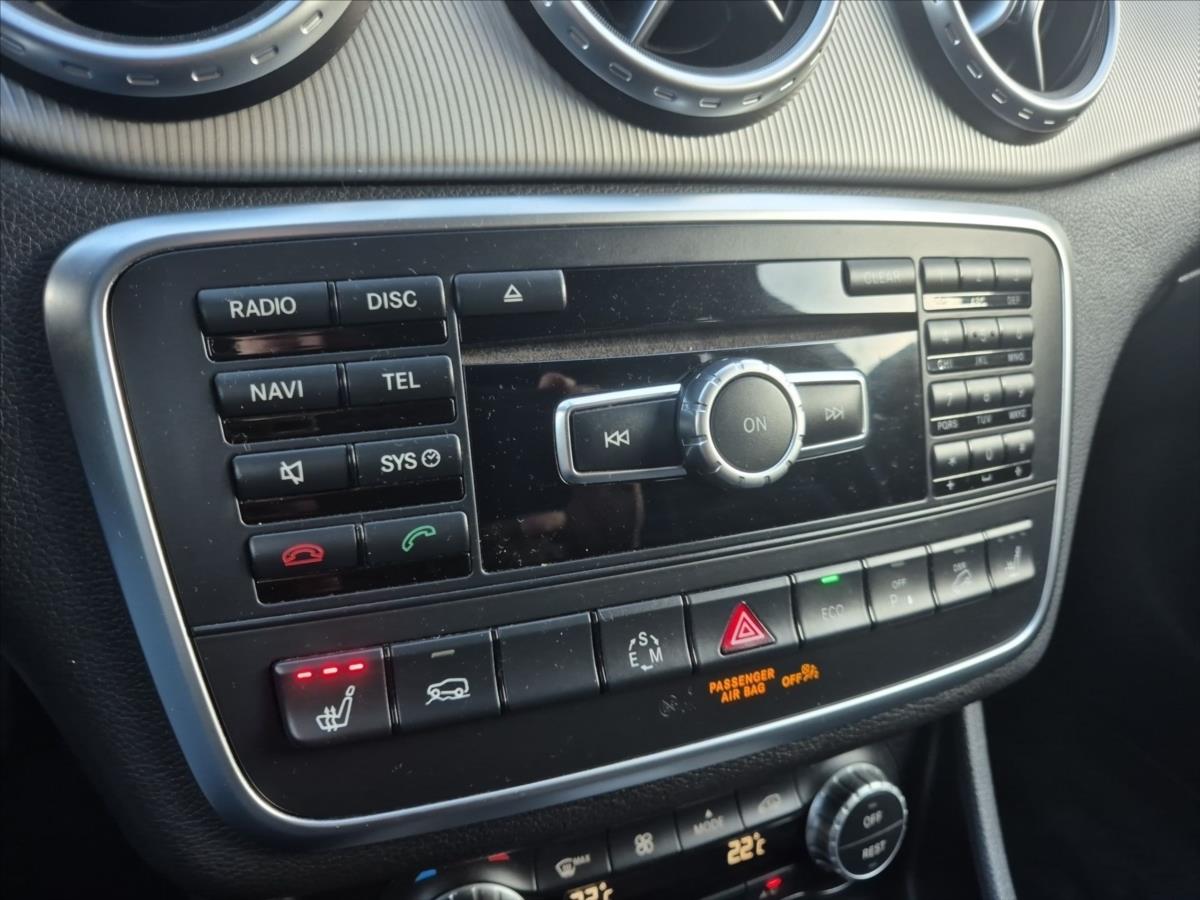 Mercedes-Benz GLA 2,1 220 CDI 4MATIC AUTOMAT Mercedes-Benz GLA 2,1 220 CDI 4MATIC AUTOMAT