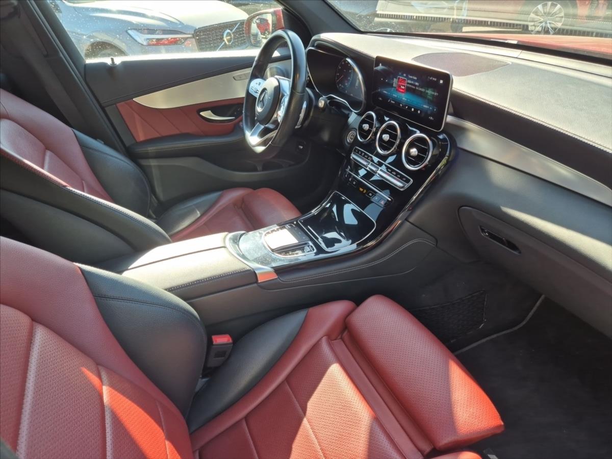 Mercedes-Benz GLC 2,0 300 d 4MATIC Coupe Mercedes-Benz GLC 2,0 300 d 4MATIC Coupe