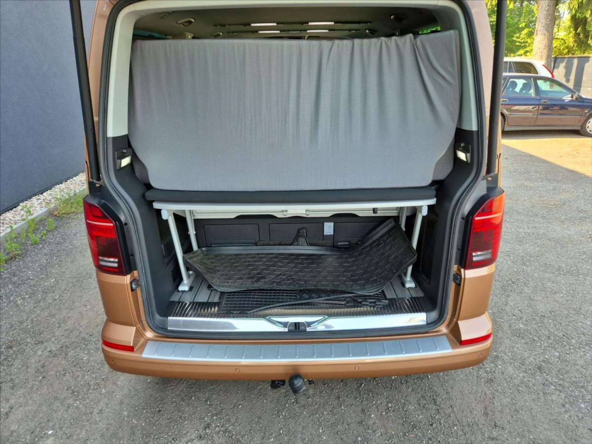 Volkswagen Multivan 2,0 TDi HIGHLINE 4MOTION Volkswagen Multivan 2,0 TDi HIGHLINE 4MOTION