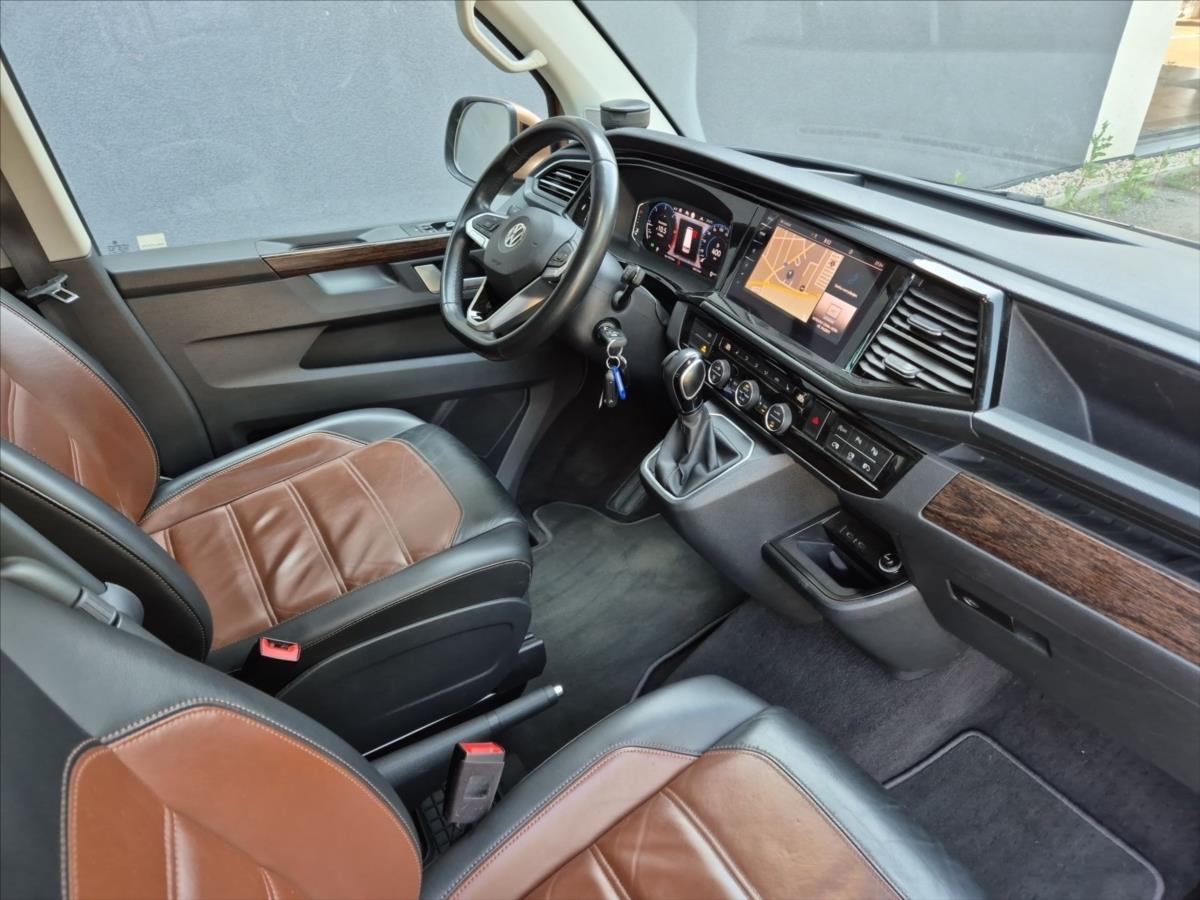 Volkswagen Multivan 2,0 TDi HIGHLINE 4MOTION Volkswagen Multivan 2,0 TDi HIGHLINE 4MOTION
