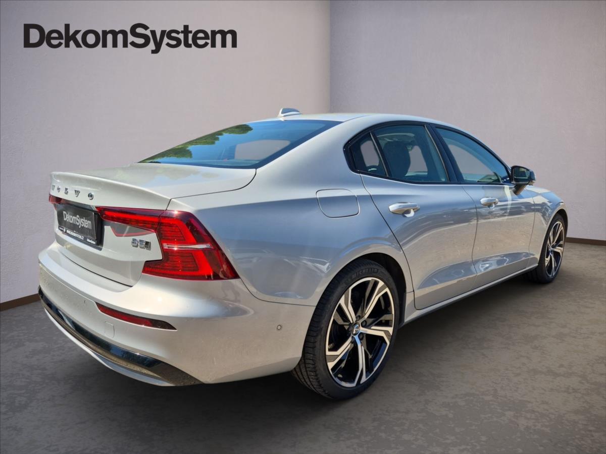 Volvo S60 2,0 B5 AWD Ultimate Dark Volvo S60 2,0 B5 AWD Ultimate Dark