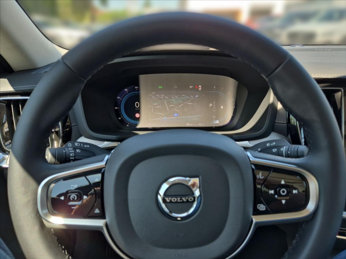 Volvo S60 2,0 B5 AWD Ultimate Dark Volvo S60 2,0 B5 AWD Ultimate Dark