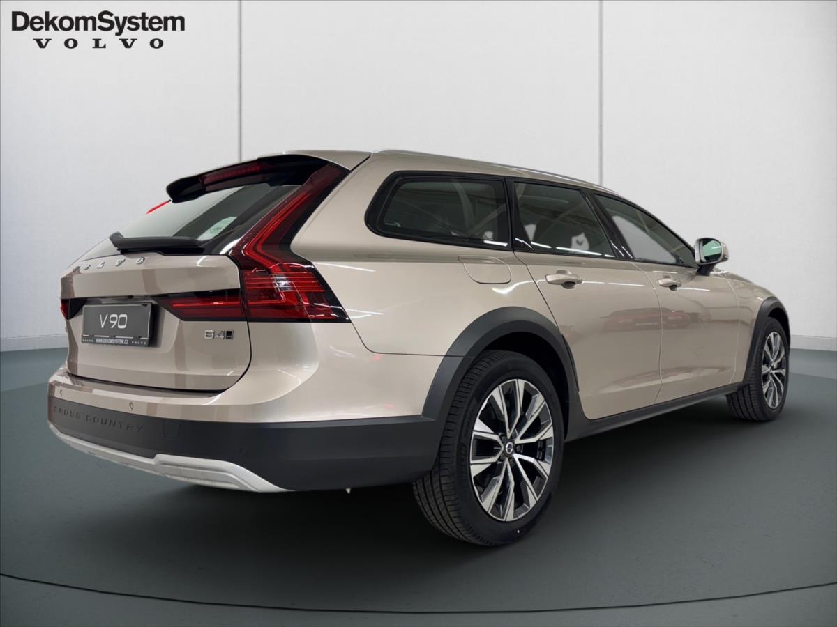 Volvo V90 2,0 B4 AWD Cross Country Plus Volvo V90 2,0 B4 AWD Cross Country Plus
