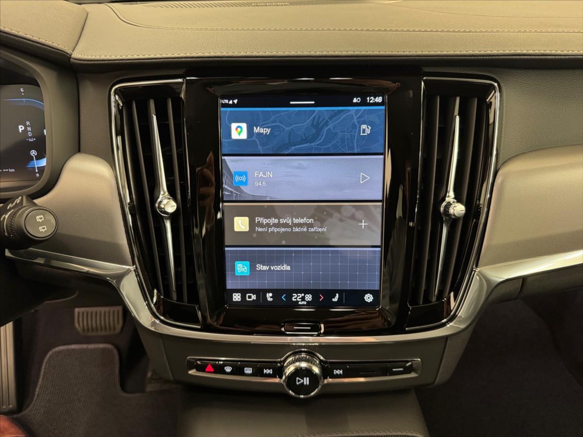 Volvo V90 2,0 B4 AWD Cross Country Plus Volvo V90 2,0 B4 AWD Cross Country Plus