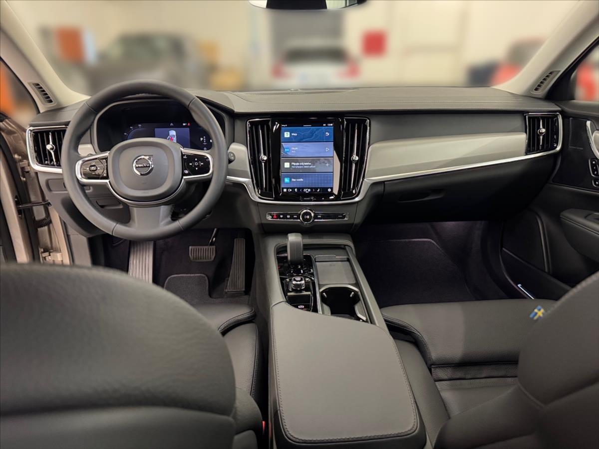 Volvo V90 2,0 B4 AWD Cross Country Plus Volvo V90 2,0 B4 AWD Cross Country Plus