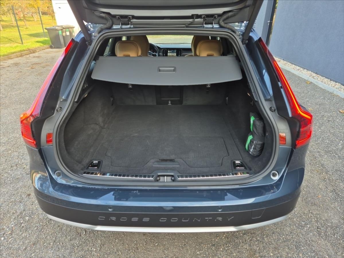 Volvo V90 2,0 Cross Country B4 AWD diese Volvo V90 2,0 Cross Country B4 AWD diese