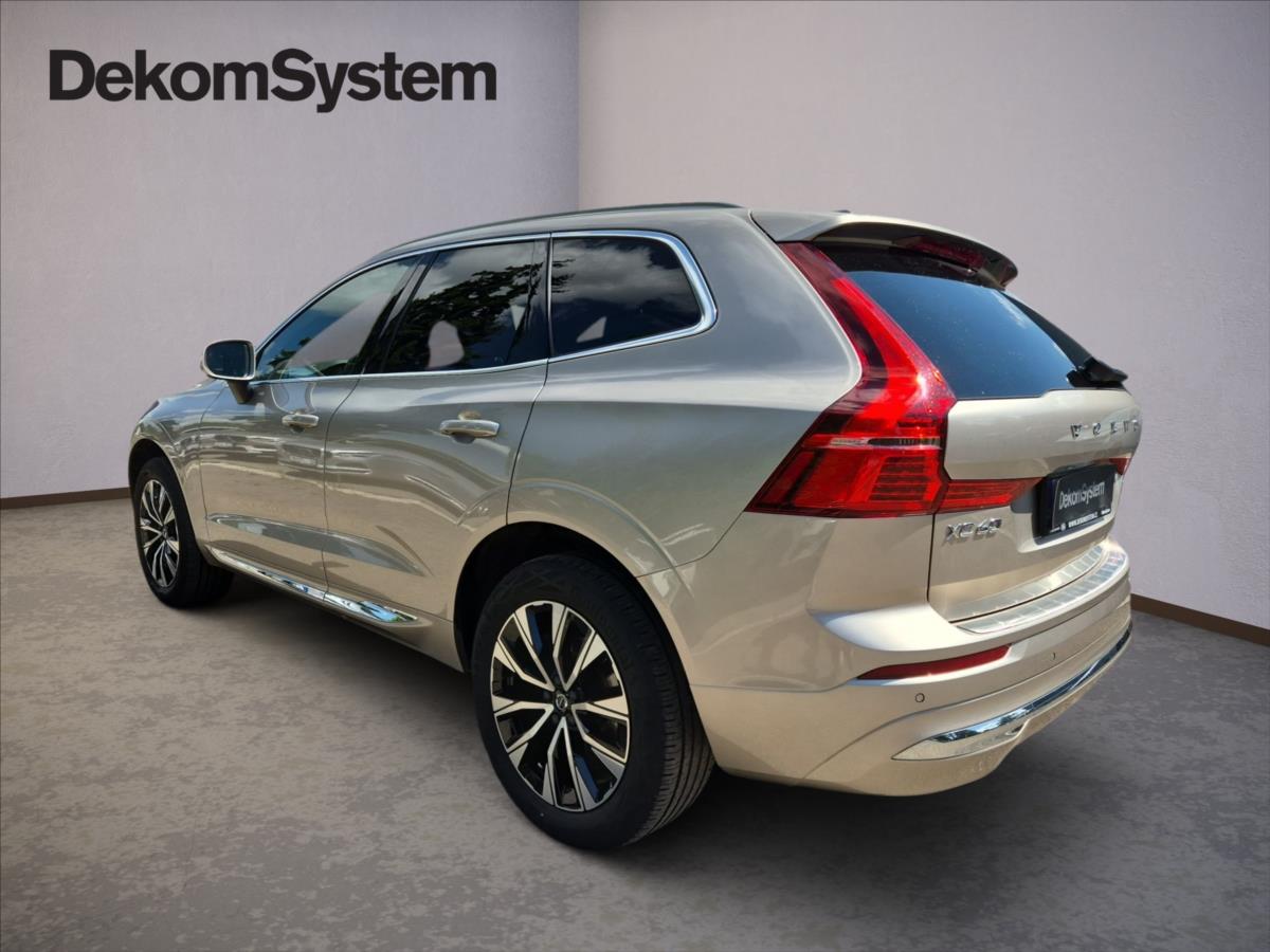 Volvo XC60 2,0 B4 AWD diesel Plus Bright Volvo XC60 2,0 B4 AWD diesel Plus Bright