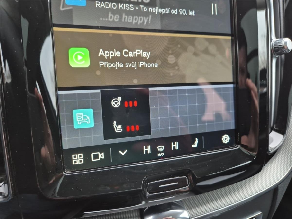 Volvo XC60 2,0 B4 AWD diesel Plus Dark Au Volvo XC60 2,0 B4 AWD diesel Plus Dark Au