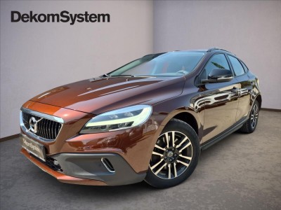 Volvo V40 2,0 D3 Cross Country Volvo V40 2,0 D3 Cross Country