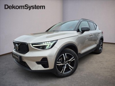 Volvo XC40 2,0 B3 Plus Dark Volvo XC40 2,0 B3 Plus Dark